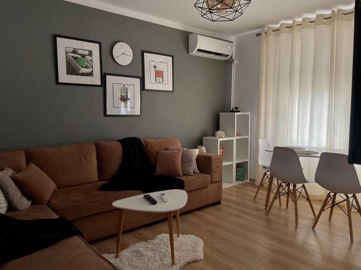 Luel Central Apartament تيرانا المظهر الخارجي الصورة